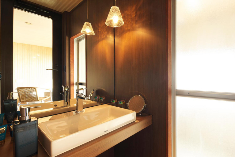 Bathroom 4, Ryokan Senoumi, Higashiizu