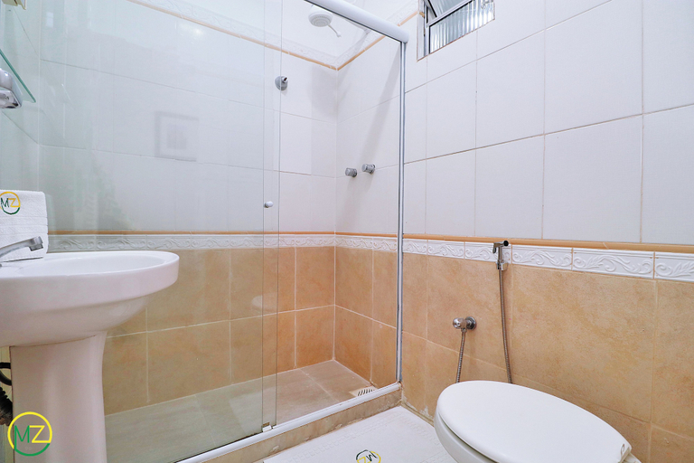 Bathroom 3, PRADO XII, Rio de Janeiro
