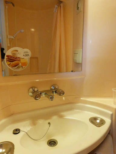 Bathroom 5, HOTEL Eco Green ex. Premiere Classe, Finistère