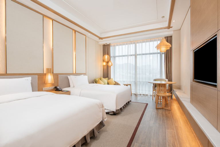 Holiday Inn Resort Yichun Mingyue Mountain, an IHG Hotel - Tap to explore photos