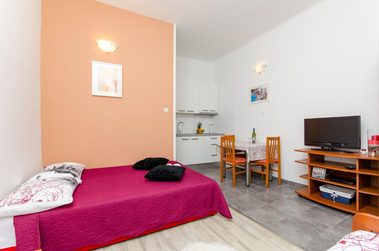 Kitchen 4, Classy Apartment Center, Split