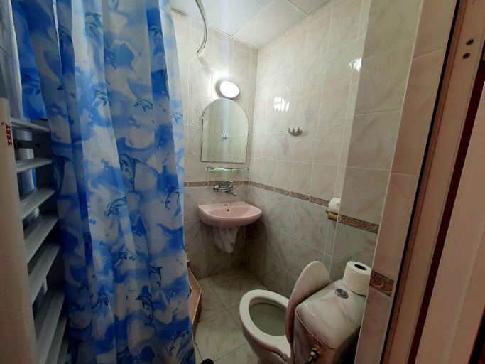 Bathroom 3, Family Hotel Paros 2, Pomorie