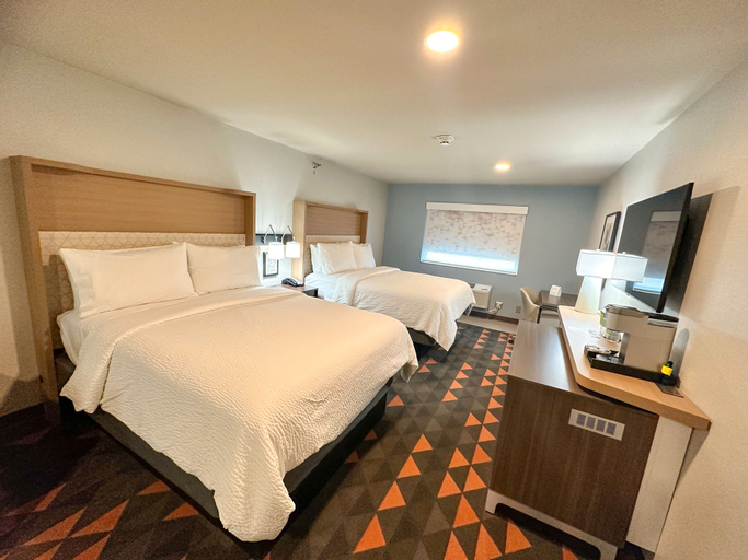 Bedroom 8