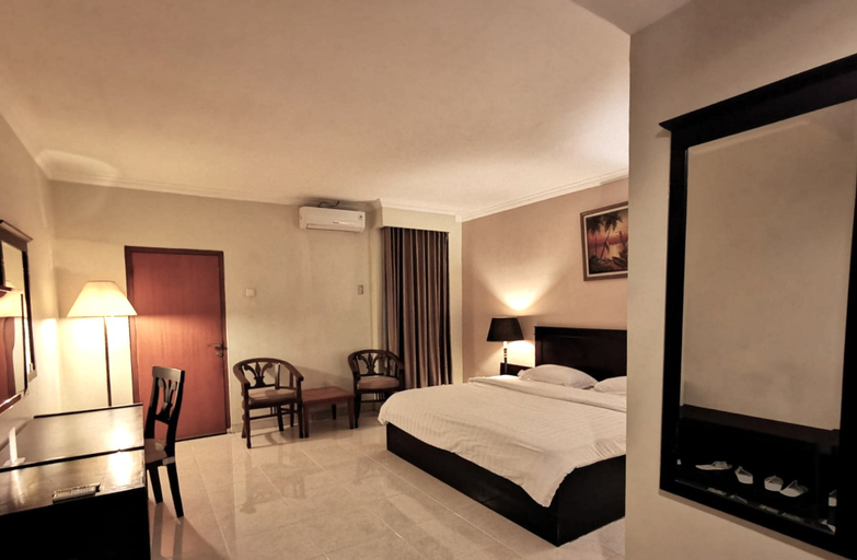 Plaza Hotel Tegal - Tap to explore photos