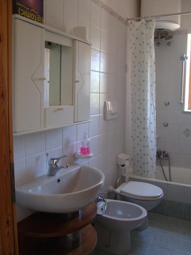 Bathroom, Villa Leonardo, Napoli