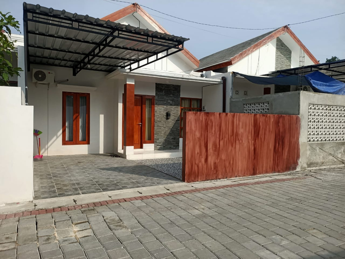 Pesona Aflah Yogya Home Stay, Sleman
