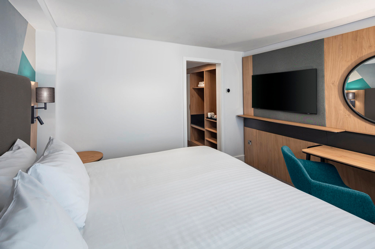 Holiday Inn Southampton-Eastleigh M3, jct13 - Tap to explore photos