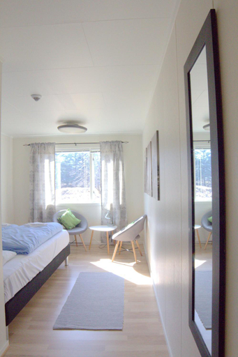 Others 5, Sørvagen INN, Moskenes