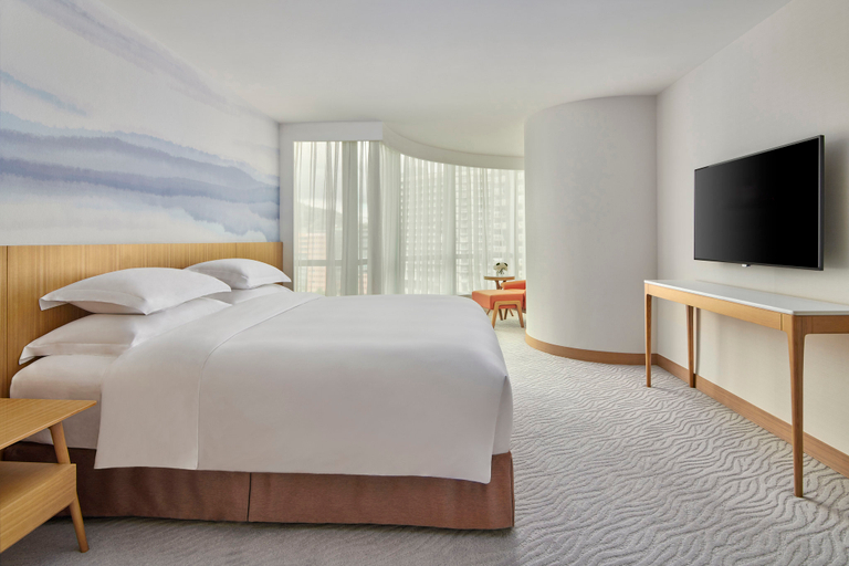 Bedroom 3, Crowne Plaza ZHUHAI CITY CENTER by IHG, Zhuhai