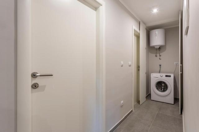 Others 5, Luxury Apartment Beyond, Split