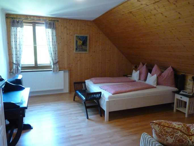 Bedroom 10