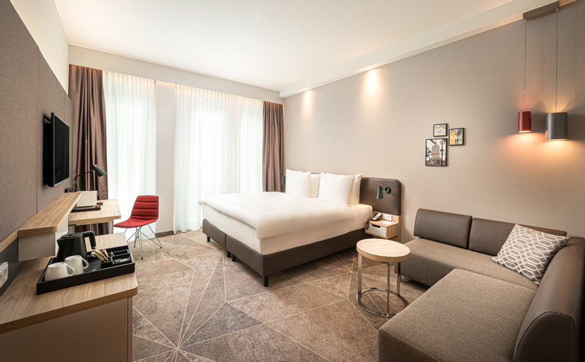 Bedroom 18