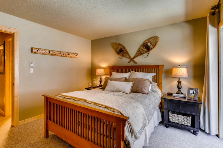 Bedroom 2, The Plaza Condominiums by Crested Butte Mountain Resort, Gunnison