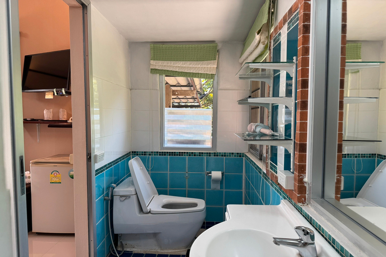 Bathroom 8