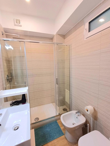 Bathroom 5, PRINCIPE APARTMENT, Napoli