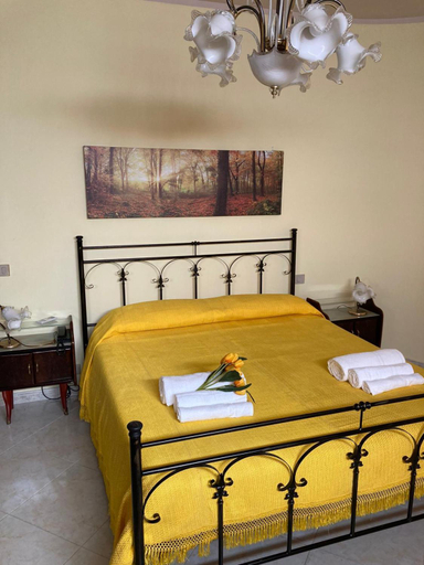 Others 4, Villa Zagara, Reggio Di Calabria