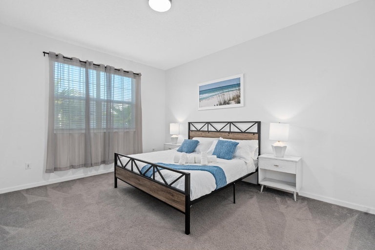 Others 2, Cozy Master Room with Private Bath, Osceola