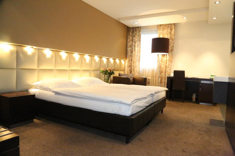 Bedroom 9