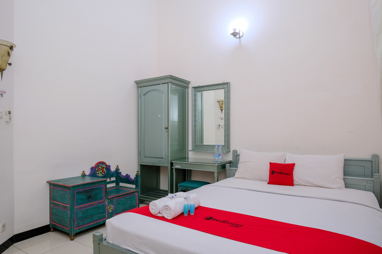 Bedroom 12
