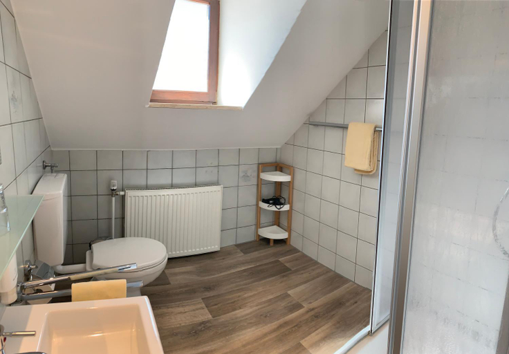 Bathroom 5, Hotel Restaurant Weihenstephaner Stuben, Landshut