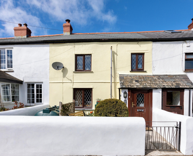 Exterior & Views, Sylvie's Country Cottage, Devon