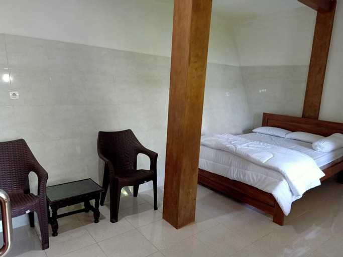 GRIYA SALAMAN HOMESTAY PANTAI WEDIOMBO, Gunung Kidul