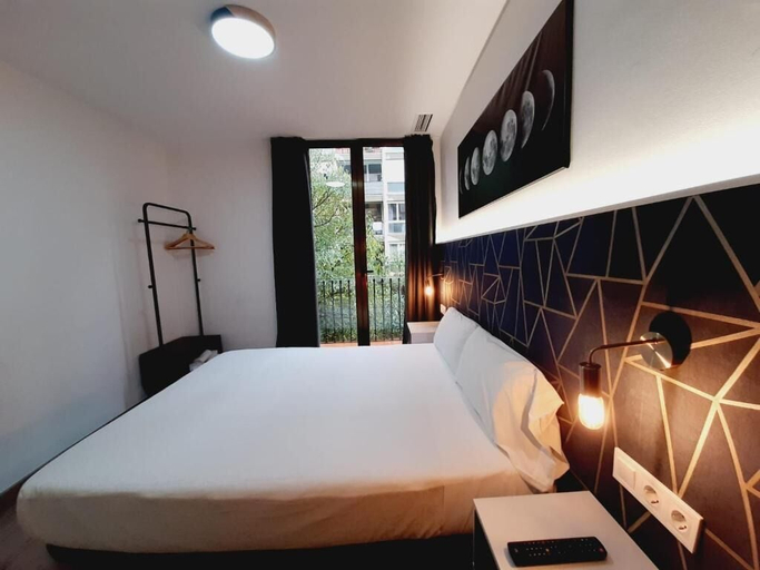Bedroom 4, Hostal Laia by gaiarooms, Barcelona