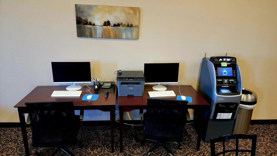 Public Area 2, Cobblestone Inn & Suites - Maryville, Nodaway