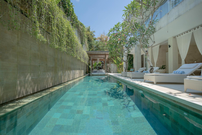 Sport & Beauty 2, Berawa Canggu Bali Villa Beachfront Sunsets, Badung