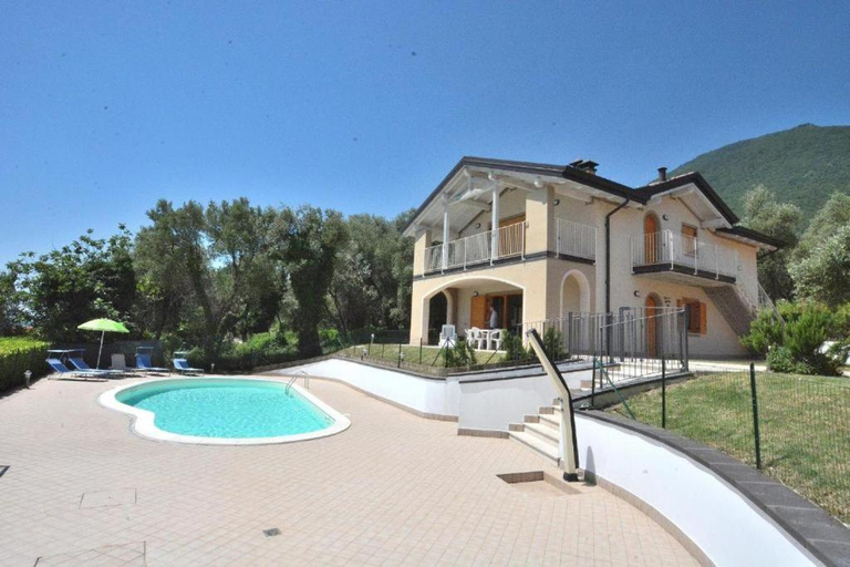 Sport & Beauty 2, Appartamenti Bonomi con piscina e vista lago, Brescia