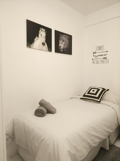 Others 3, Apartamento Capuchinos, Málaga