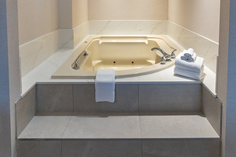 Bathroom 4