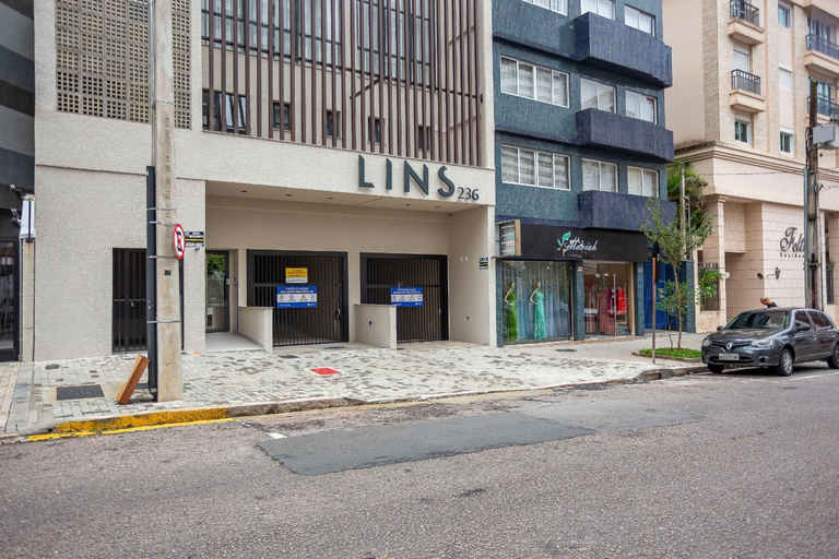 Others 3, Edificio Lins 236, Curitiba