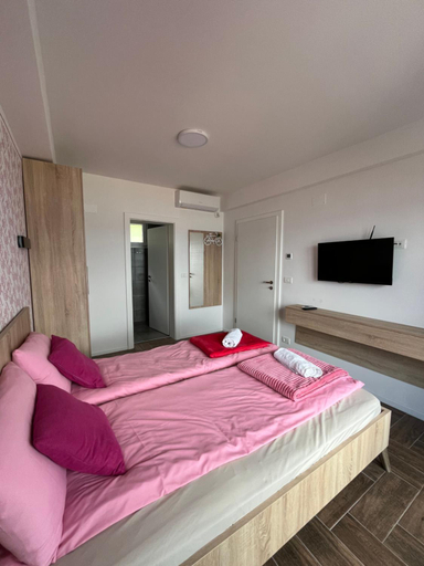 Bedroom 15