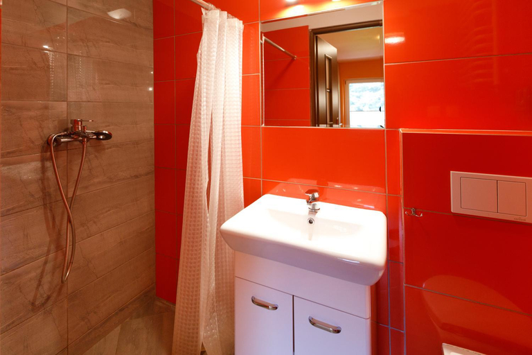 Bathroom 2, OW Diana, Koszalin