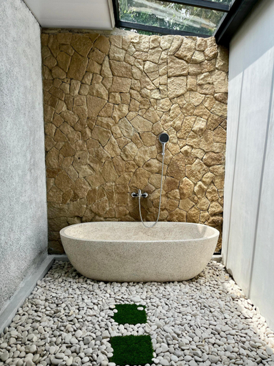 Bathroom 5, Sampai Villa nDalem Kaliurang, Sleman