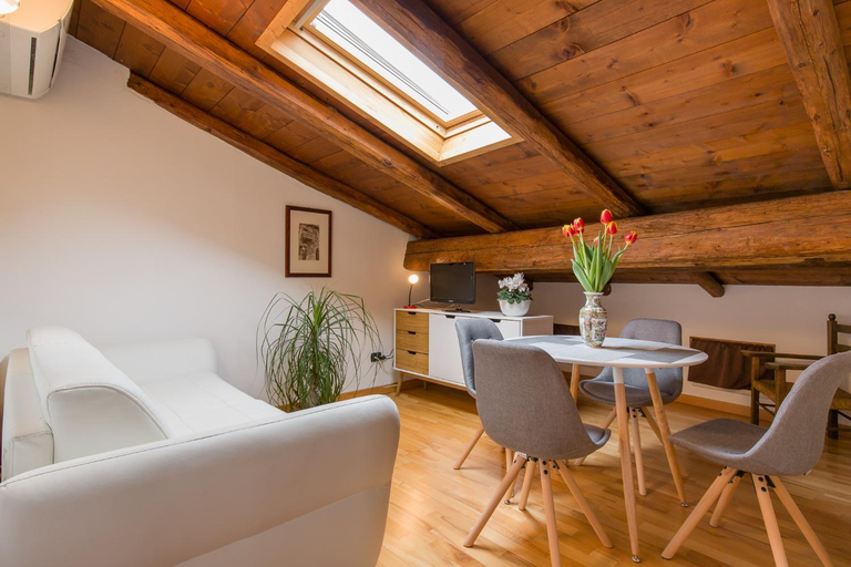 Others 3, Casa Mama by Reasy&Busy - bagno privato esterno, Verona