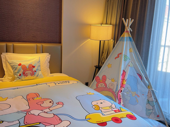 Crowne Plaza QingdaoOrientalMovieMetropolis - Tap to explore photos