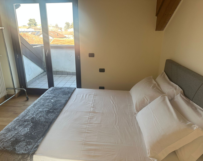 Bedroom 2, Orchidea Apartment, Monza and Brianza