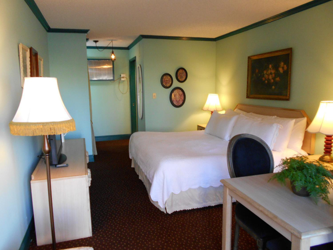 Bedroom 12