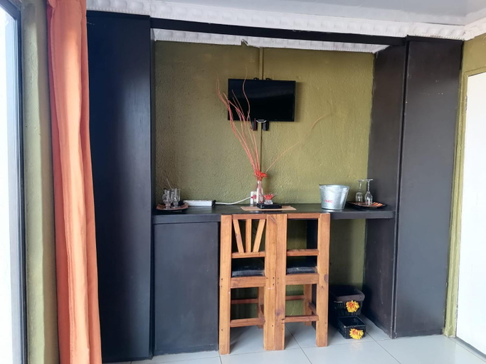 Others 5, Maditselanyane Guest House, John Taolo Gaetsewe