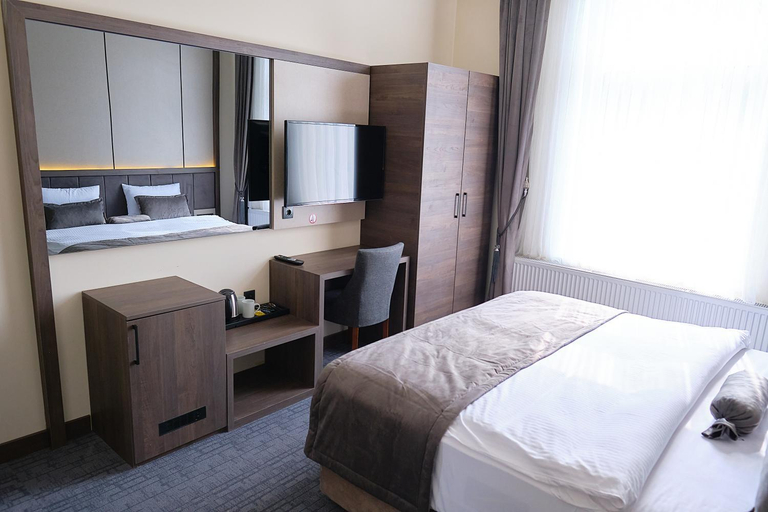 Bedroom 6