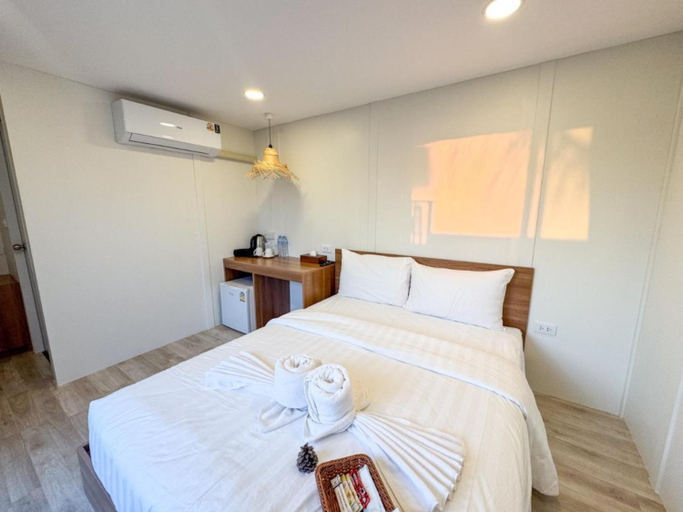 Bedroom 3, Charome Resort, Khlong Yai