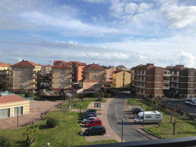 Exterior & Views 5, Appartamento Bianco by Holiday World, Savona