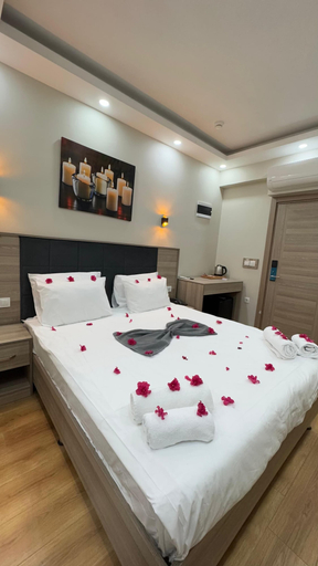 Bedroom 2, Lions Hotel, Karamürsel
