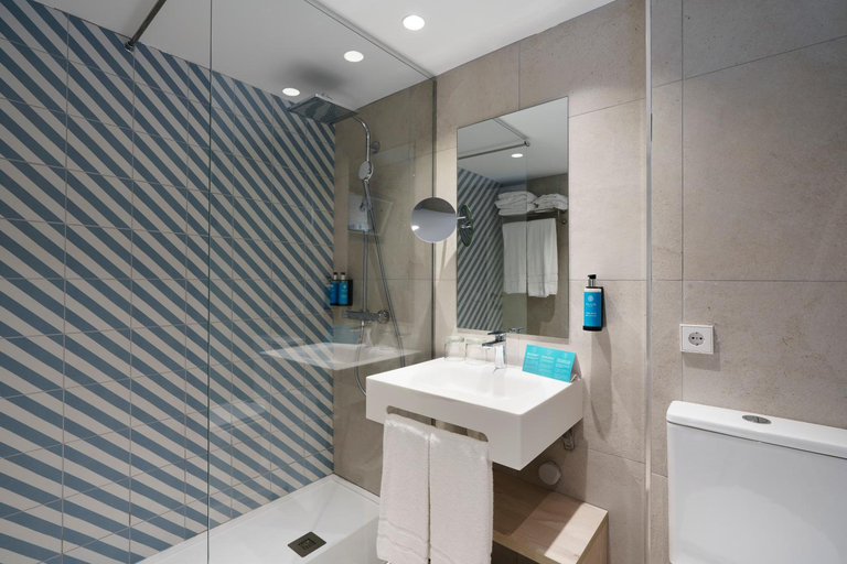 Bathroom 5, Alua Tenerife, Santa Cruz de Tenerife