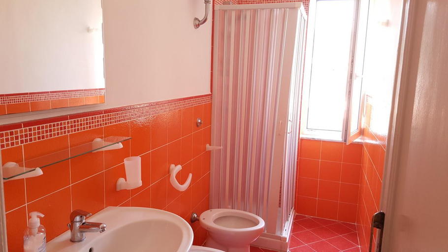 Bathroom 3, SanMarco Holiday Home, Salerno