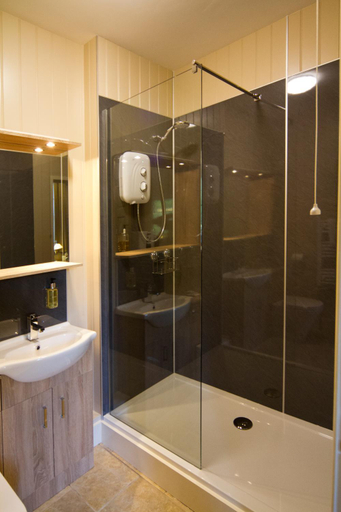 Others 4, Eight Bells Inn, Gloucestershire