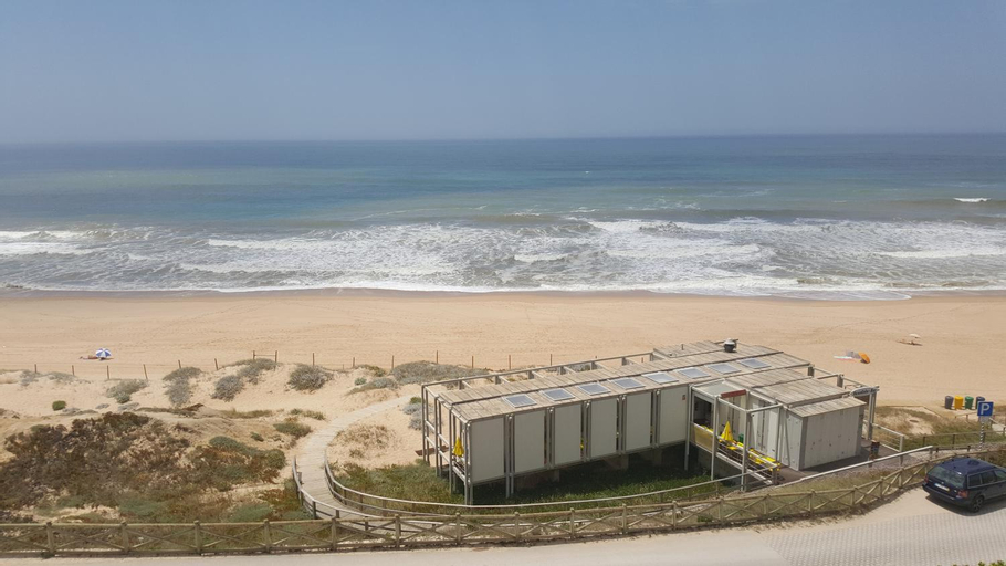 Villa da Praia Azul, Torres Vedras