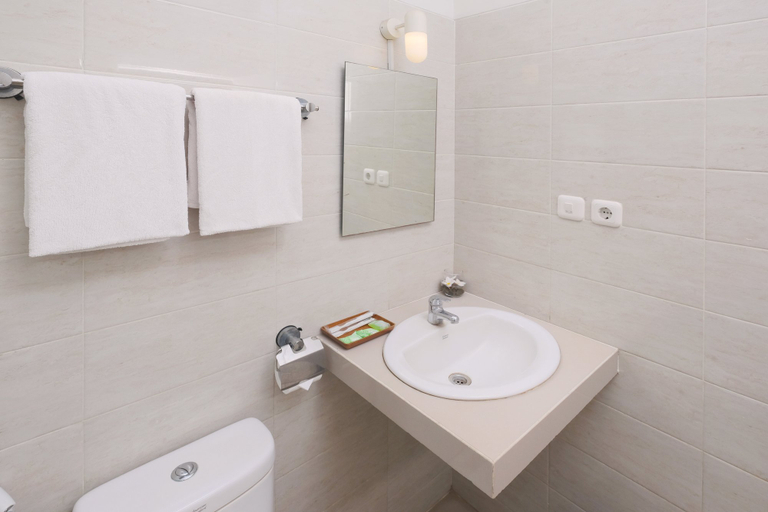 Bathroom 5, Cengkareng Transit Hotel, Tangerang